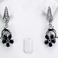 СЕРЕБРЯНЫЕ СЕРЬГИ С САПФИРАМИ ДЕЛЬФИНЫ - Высокое качество. Доставка по Украине.