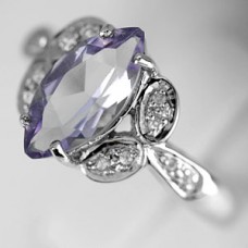 Кольцо из серебра с аметистом Амели К1323 16.5 размер
