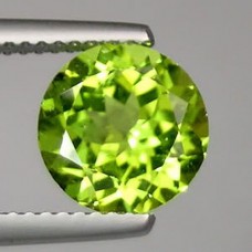 0.6Ct ПРИРОДНЫЙ ПЕРИДОТ 5мм (круглый) - цена за 1шт - Высокое качество. Доставка по Украине.