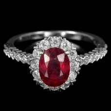 серебряное кольцо с камнем рубин купить в Киеве
