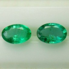 0.8Ct Пара чистых натуральных изумрудов 6.1*4.1мм овал (Класса АА+) Е14819