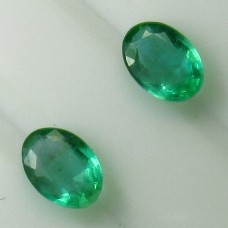 1.61Ct Пара чистых натуральных изумрудов 7.3*5.3мм овал (Класса АА++) Е14984